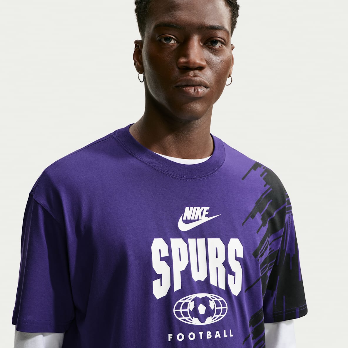 Purple Crew Neck. Nike CA